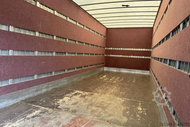 Kutu kamyonu MERCEDES-BENZ Actros 1832 4x2 Isotherm