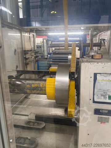 Laser Trumpf cu robot Motoman ITEC Automation & Laser Ag 3-Achs Laser Trumpf- Motomann -Coil