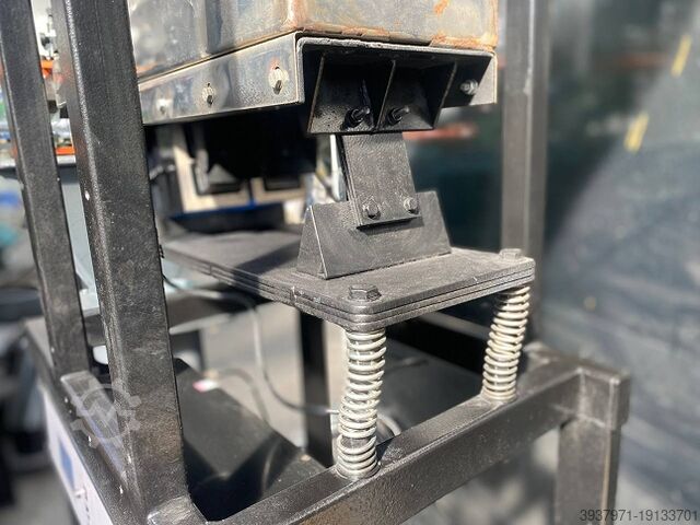 Wiege- en verpakkingsmachine Peletto TT-75