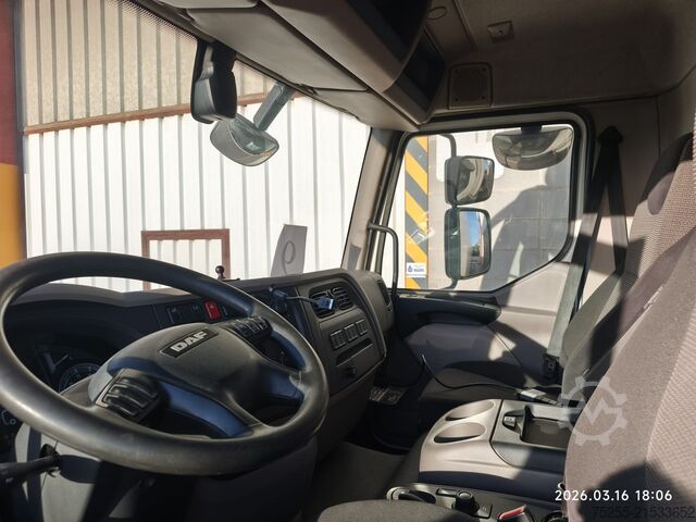 Autocarro con pianale e telone DAF 18.290 LF EURO 6