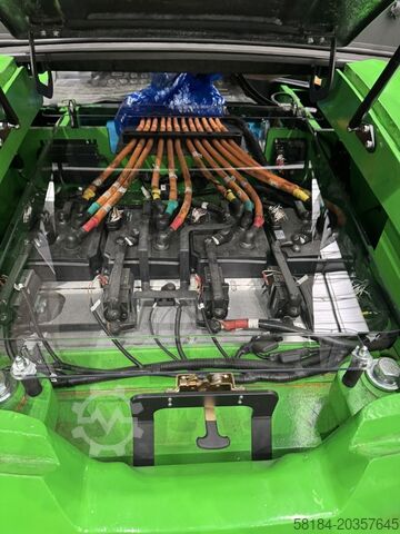 Elektrische vorkheftruck met 4 wielen Noblelift FEP100N2Y