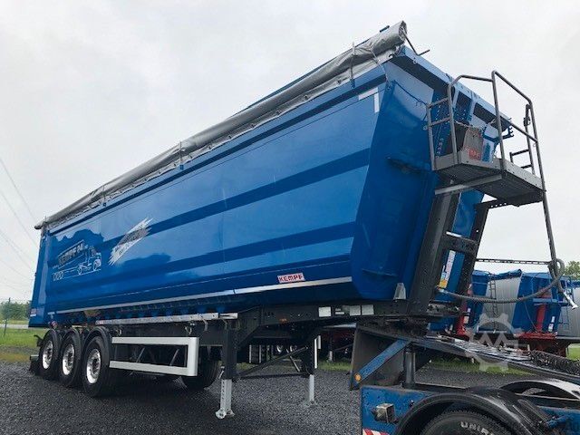 Tiptrailer KEMPF Stahlhalbschalenmulde, 57 cbm