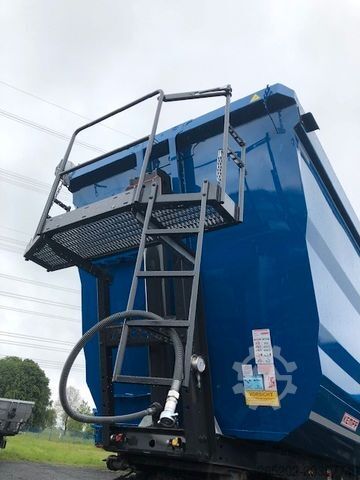 Tiptrailer KEMPF Stahlhalbschalenmulde, 57 cbm