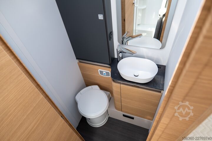 ADRIA MATRIX 670 SL - 60Y SEMI-INTEGRAL NIEUW ADRIA MATRIX 670 SL - 60Y