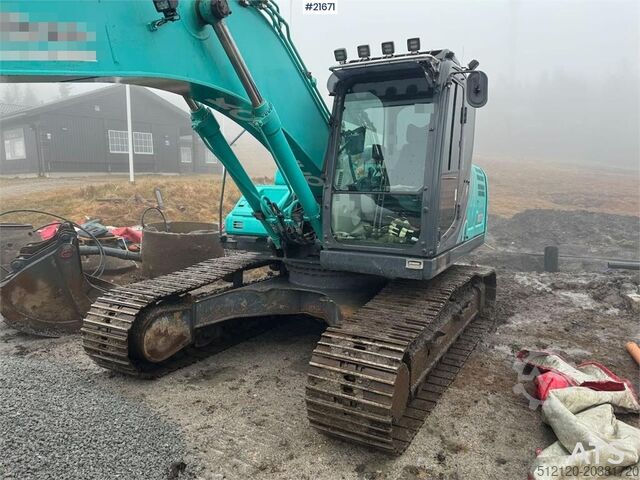 Grävmaskin med larvband Kobelco SK210LC-10 Tracked Excavator with Grading Bucket,