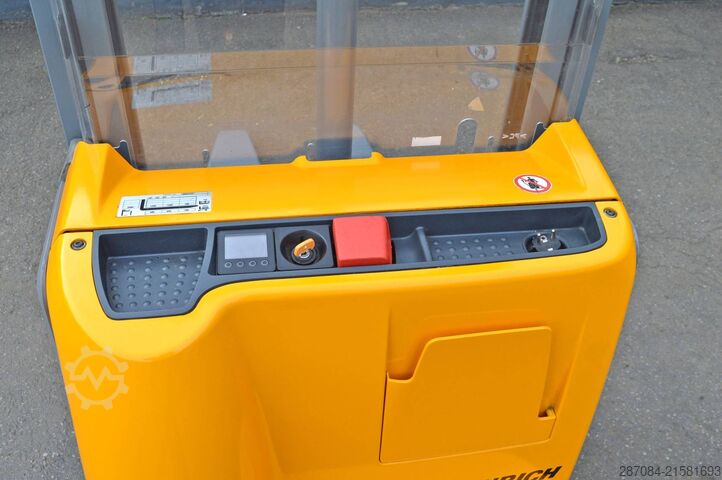 χειροκίνητος παλετοφόρος Jungheinrich EJC 112