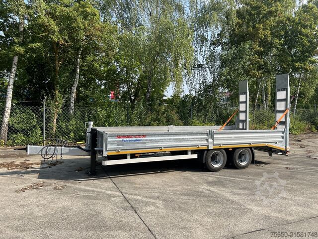 Low loader trailer Möslein TT 14  14,4 t TandemtiefladerNeufahrzeug