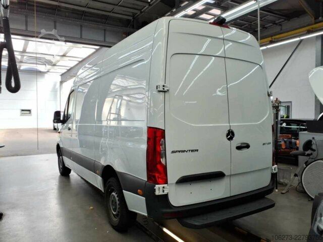 Fourgon Mercedes-Benz Sprinter 317 CDI,L2H2,Automatik,Kamera,Navi