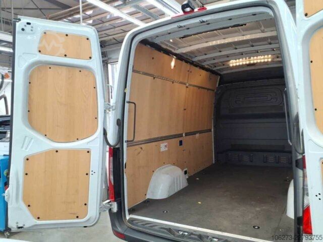 Fourgon Mercedes-Benz Sprinter 317 CDI,L2H2,Automatik,Kamera,Navi