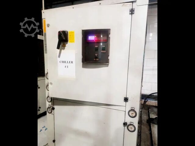 Máquina de moldeo por soplado SMI SR 10  HP