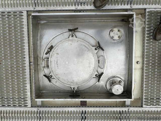 Tank konteyneri Van Hool 34.600L / 1-comp. + baffles / 20FT swapbody / U...