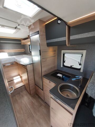 Halvintegreret autocamper DETHLEFFS Just Go! T 6815 EB Hubbett,Automatik,5 Personen