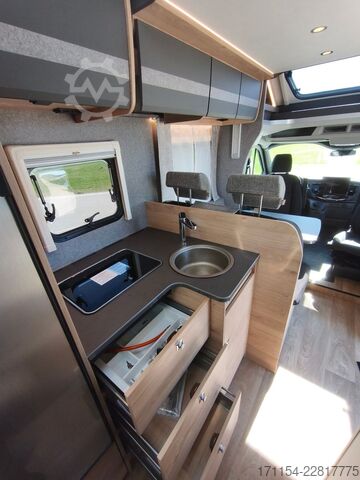 Halvintegreret autocamper DETHLEFFS Just Go! T 6815 EB Hubbett,Automatik,5 Personen