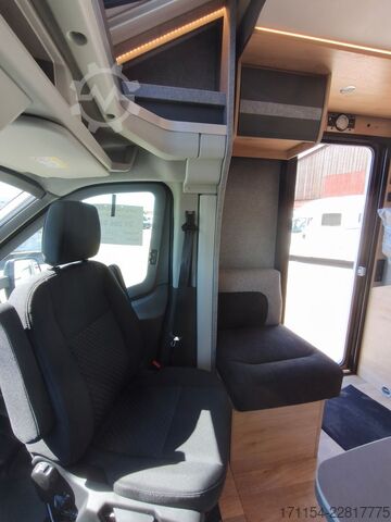 Halvintegreret autocamper DETHLEFFS Just Go! T 6815 EB Hubbett,Automatik,5 Personen