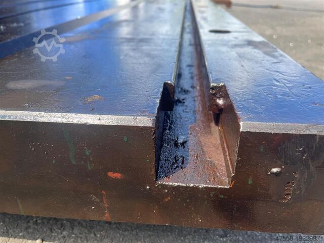 Klemplaat - Stalen plaat - Plaatveld UNBEKANNT / UNKNOWN AP 2500x1250x100 (Nr.1-2)