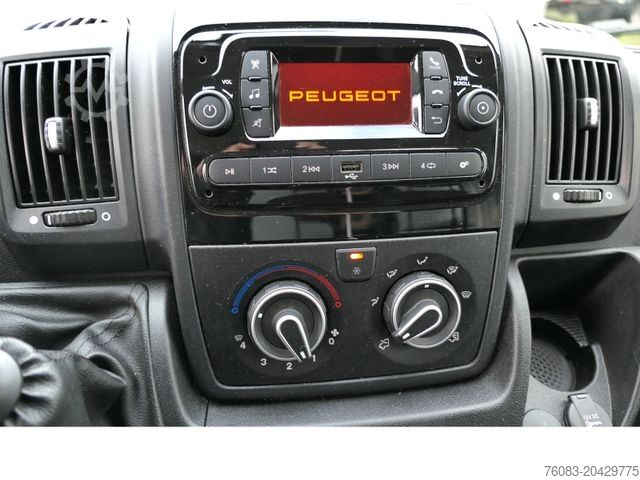 Box van PEUGEOT Boxer 165 Maxi Koffer 4,26m LBW Klima Kamera