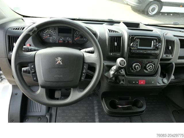 Box van PEUGEOT Boxer 165 Maxi Koffer 4,26m LBW Klima Kamera