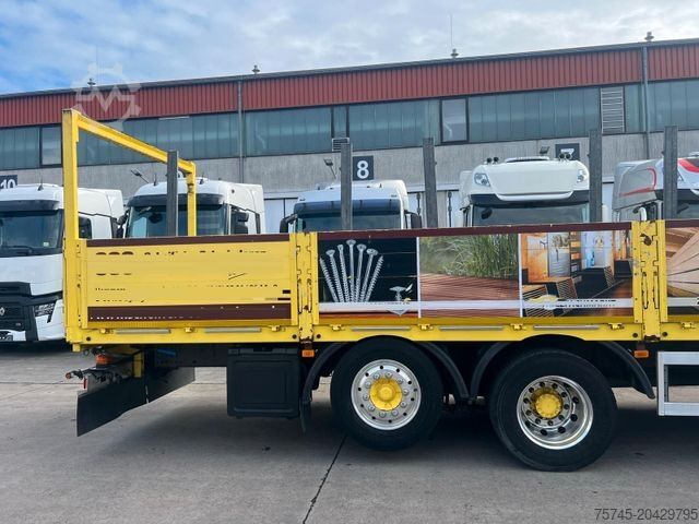 Grue montée sur camion VOLVO FM 420 * PALFINGER KRAN 14M * LIFT *  TEMP *