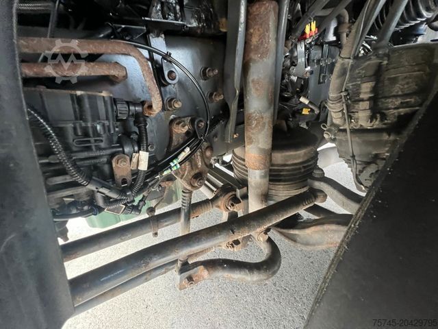 Grue montée sur camion VOLVO FM 420 * PALFINGER KRAN 14M * LIFT *  TEMP *