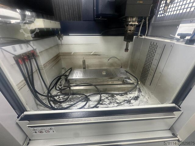 Hlubinná elektroerozivní obráběcí stroj (EDM) Excetek ED400C