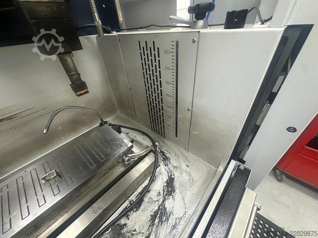 Hlubinná elektroerozivní obráběcí stroj (EDM) Excetek ED400C