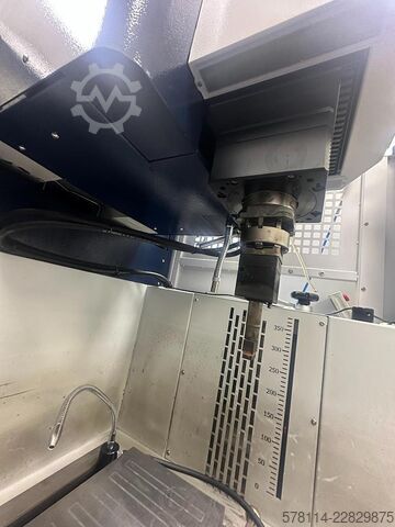 Hlubinná elektroerozivní obráběcí stroj (EDM) Excetek ED400C
