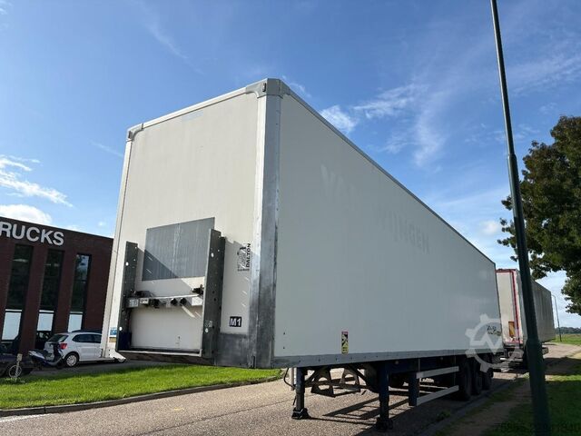 Valigia Groenewegen DRO-14-27 3-Axle Box / BPW Axles / NL Trailer