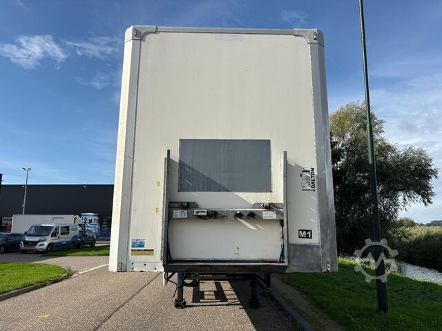 Valigia Groenewegen DRO-14-27 3-Axle Box / BPW Axles / NL Trailer
