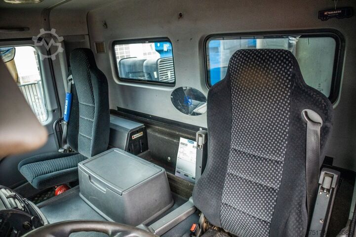 Teherautó MERCEDES ACTROS 3241 K-MP3-8X4