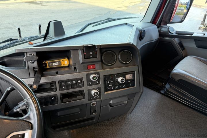 Platós teherautó ponyvával Renault T460 4x2 Pritsche-Plane/Swiss-Vehicle