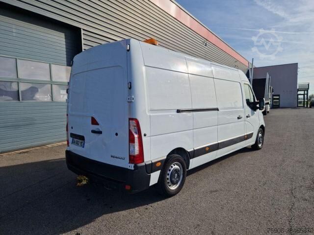 Transporter mit Koffer Renault Master 2.3 DCI 125