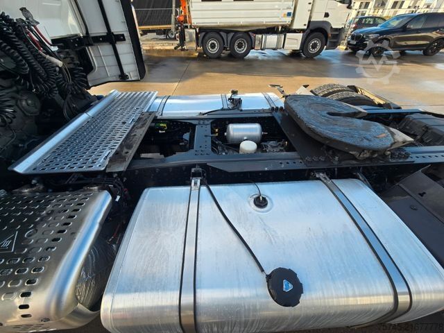 Standard trækkerunit IVECO S-WAY 530 * ACC * VOLLLUFT * 2X TANK * KLIMAAUT