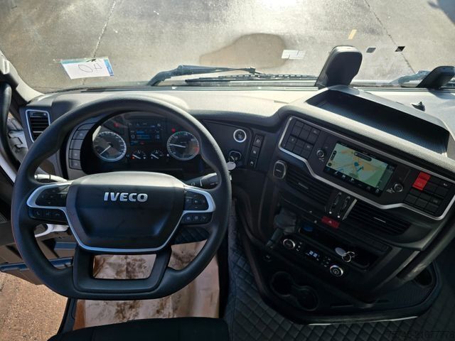 Standard trækkerunit IVECO S-WAY 530 * ACC * VOLLLUFT * 2X TANK * KLIMAAUT