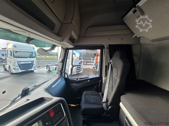 Standard trækkerunit IVECO S-WAY 530 * ACC * VOLLLUFT * 2X TANK * KLIMAAUT
