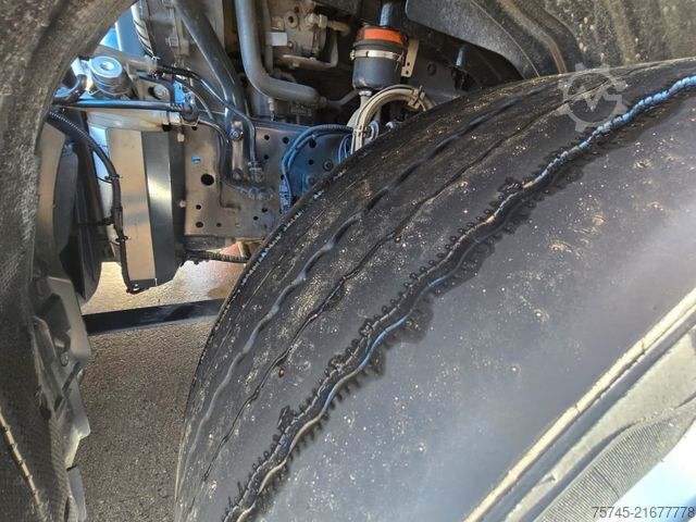 Standard trækkerunit IVECO S-WAY 530 * ACC * VOLLLUFT * 2X TANK * KLIMAAUT