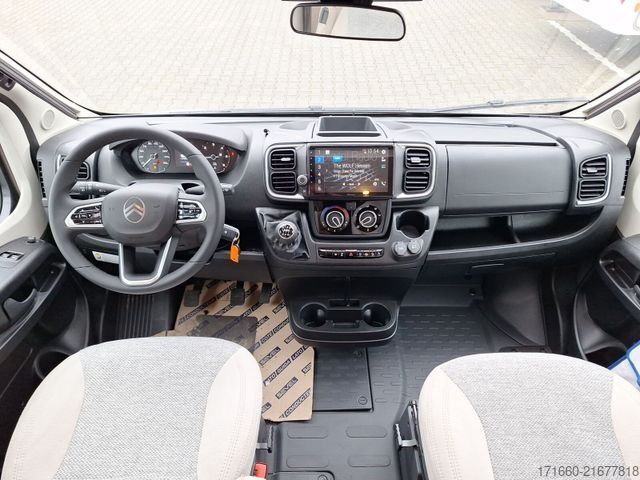 Halvintegreret autocamper CARADO T 447 ACC, HUBBETT, SAT+TV, NAVI+RFK