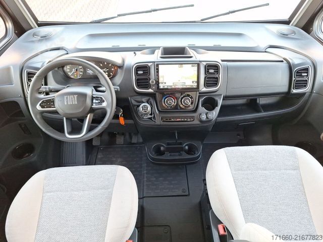 Integreret autocamper CARADO I 338