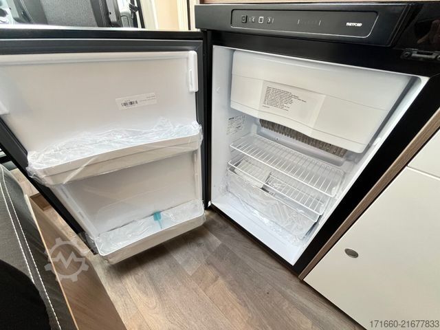 Halvintegreret autocamper CARADO pro+ V 337 Halbjahreswagen 2026 - 15 % Sparen