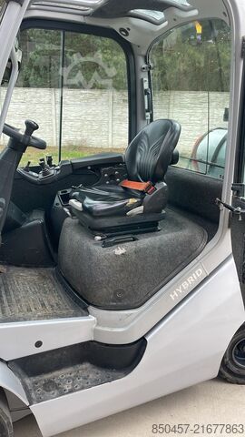 LPG gaffeltrucks Still RX70-30T 4.7m/ camera/ 4v