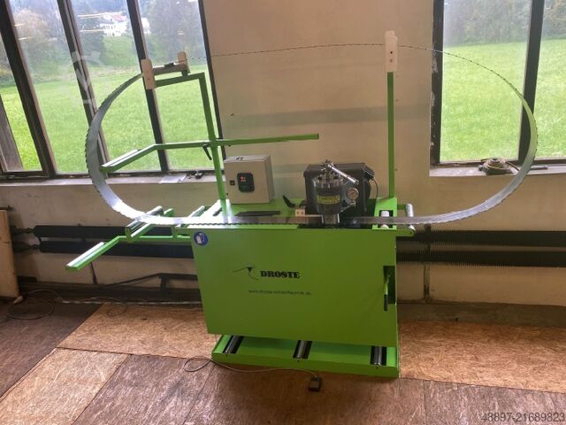 Bancul de strângere și îndreptare Droste S&R 206