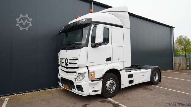 Standaard-SZM Mercedes-Benz Actros 1940 tractor unit 488.000km