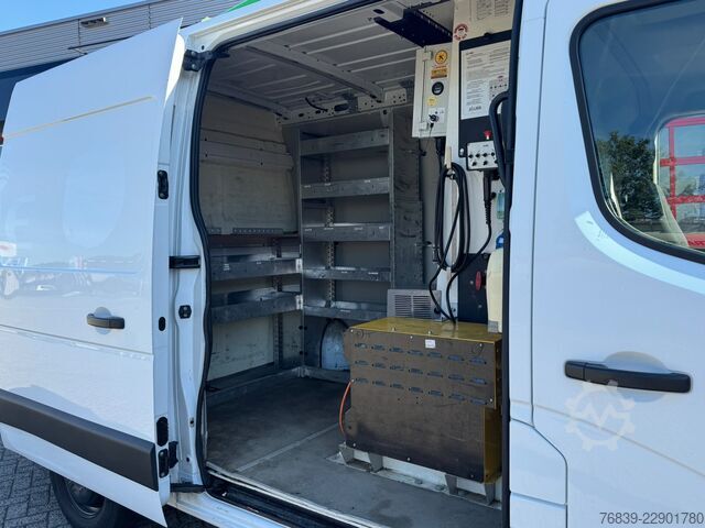  Renault Master Hoogwerker Klubb KL26
