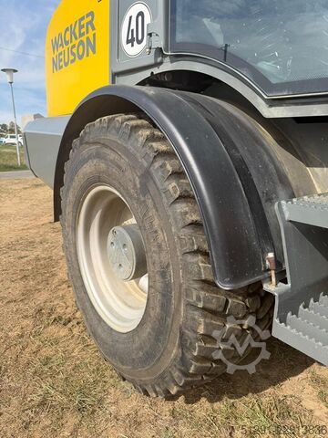  Wacker Neuson WL70 (40 km/h version)