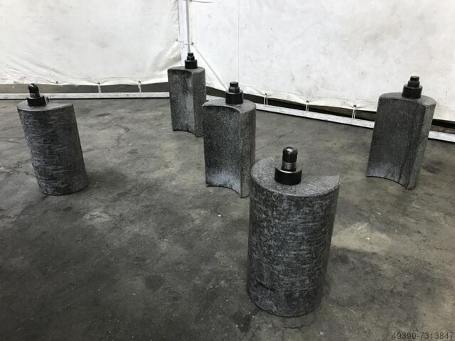 Hartgesteinplatte, Granitplatte, Granitblock, Meßwürfel; Hartgesteinblock, Winkelblock allseitig prä 1350 x 1350 x 300 mm