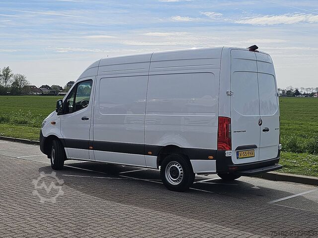 Bestelauto MERCEDES-BENZ SPRINTER 317 L2H2 RWD Mbux10