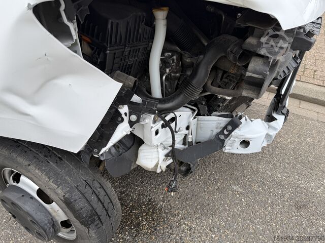 Furgoneta con techo elevado Renault master 2.3dci 145pk L4H2