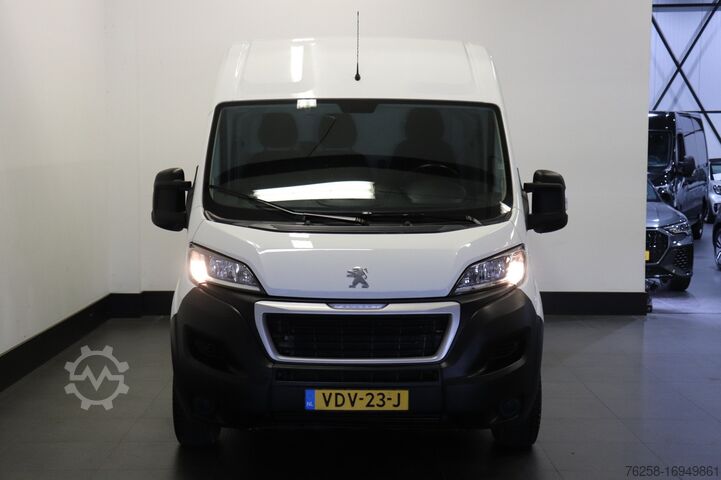 Delivery van Peugeot Boxer 2.2 BlueHDi 120PK L2H2 2x Schuifdeur - Ai...