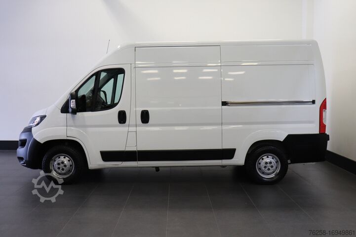 Delivery van Peugeot Boxer 2.2 BlueHDi 120PK L2H2 2x Schuifdeur - Ai...