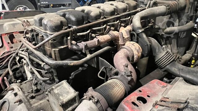 Standaard trekker Scania 114 - 380 (FOR PARTS / ENGINE GEARBOX RUNNING /...