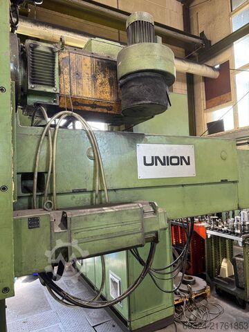 CNC - asztali fúrógép UNION BFT 130 NC